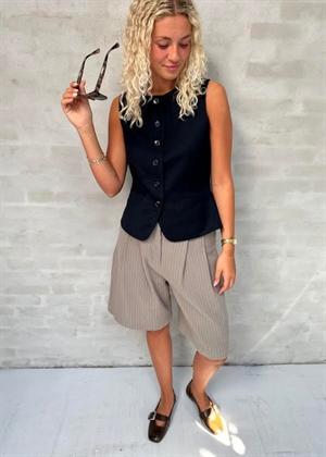 Aphrodite vest Dark Navy Boii Studios 